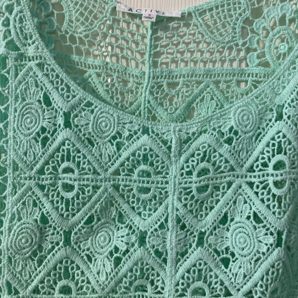 teal knitted tank top - Picture 2 of 4